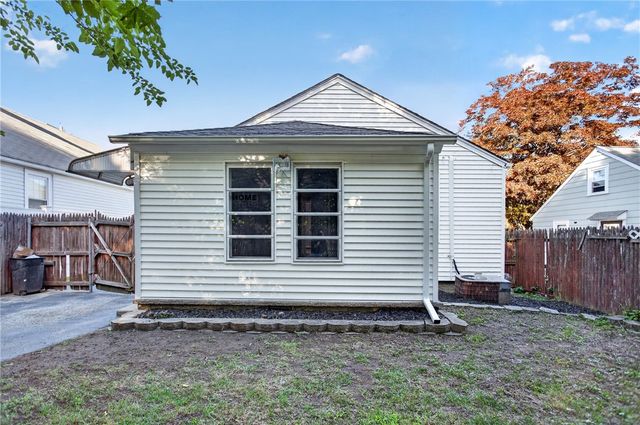 13 Delmont Street, Johnston, RI 02919