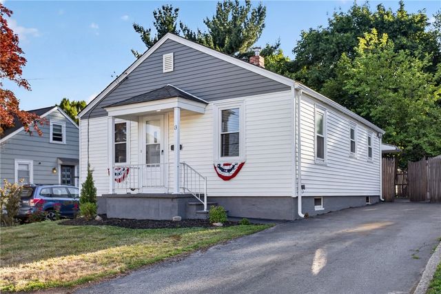 13 Delmont Street, Johnston, RI 02919