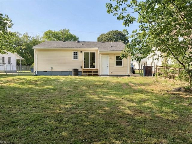 1002 Mayfield AVE, Chesapeake, VA 23324