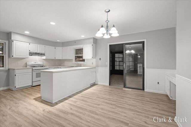 1716 Royal Oak Street, Wyoming, MI 49519