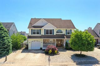 71 Top Sail Court, Bayville, NJ 08721