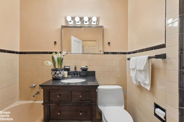 85-71 67TH Avenue, New York City, NY 11374