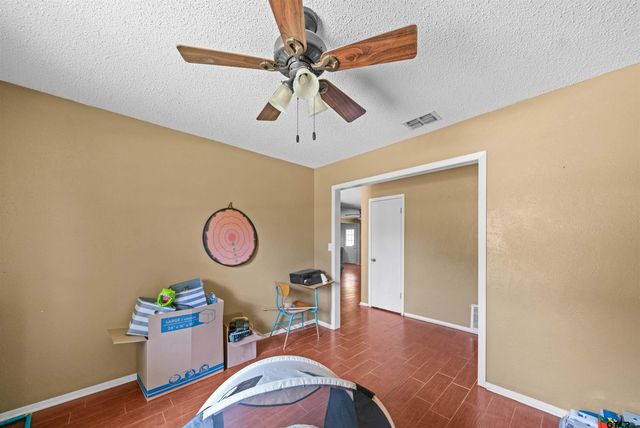 17607 Kristopher Cir., Whitehouse, TX 75791