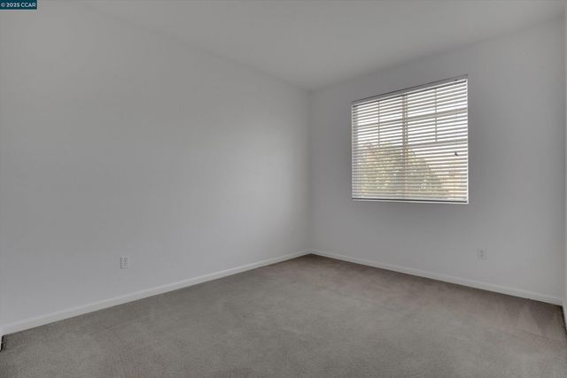 277 Kapalua Bay Cir, Pittsburg, CA 94565