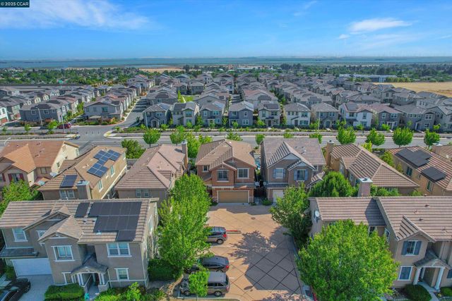 277 Kapalua Bay Cir, Pittsburg, CA 94565