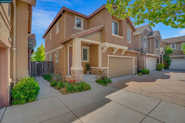 277 Kapalua Bay Cir, Pittsburg, CA 94565