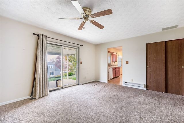 2108 Sir Lockesley Drive, Miamisburg, OH 45342