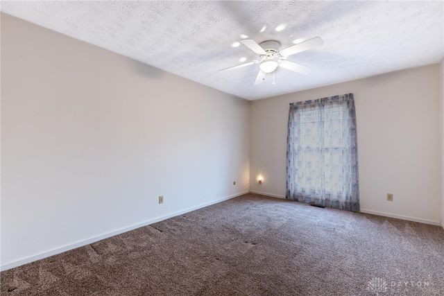 2108 Sir Lockesley Drive, Miamisburg, OH 45342