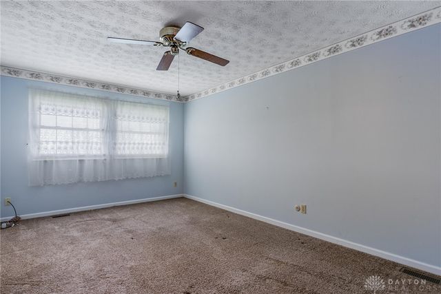 2108 Sir Lockesley Drive, Miamisburg, OH 45342