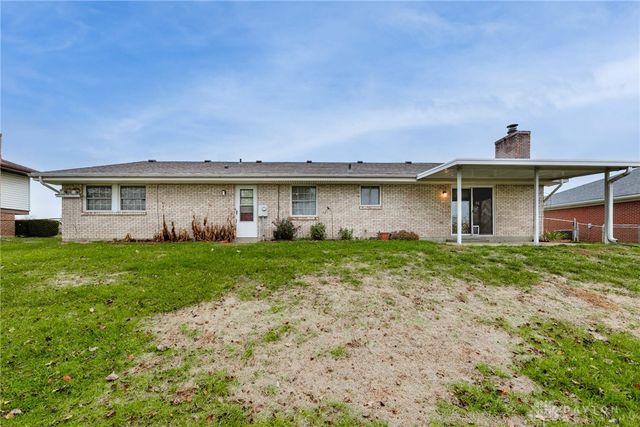 2108 Sir Lockesley Drive, Miamisburg, OH 45342