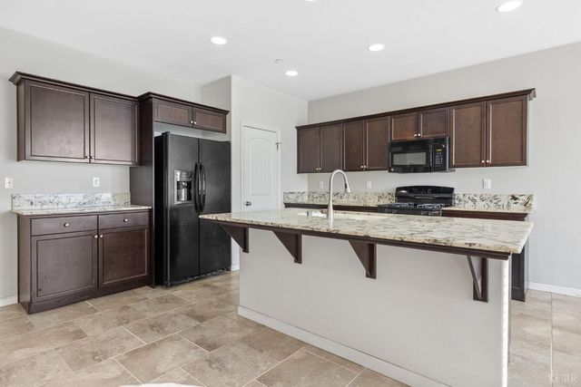 1059 Geneva Drive, Lemoore, CA 93245