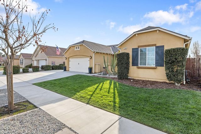 1059 Geneva Drive, Lemoore, CA 93245