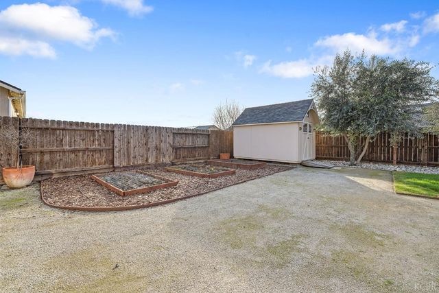 1059 Geneva Drive, Lemoore, CA 93245