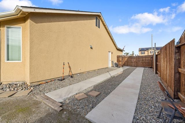 1059 Geneva Drive, Lemoore, CA 93245