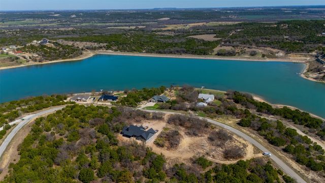 2695 Beacon Lake Drive, Bluff Dale, TX 76433