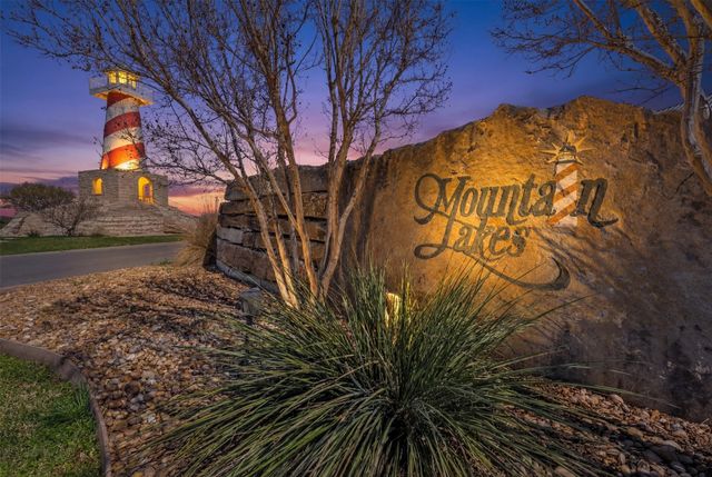 2695 Beacon Lake Drive, Bluff Dale, TX 76433