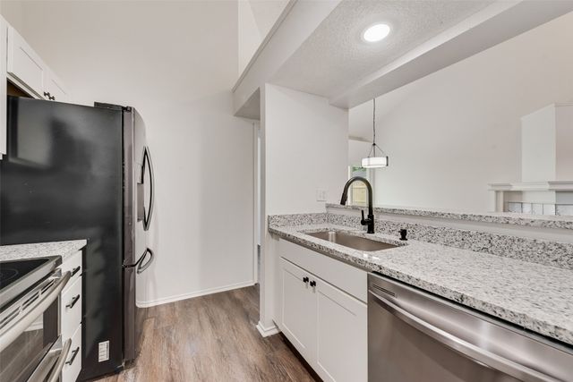 4911 Clover Haven Street, Dallas, TX 75227