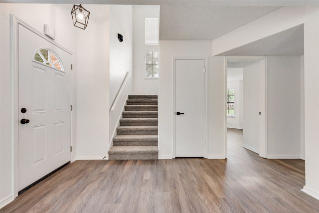 4911 Clover Haven Street, Dallas, TX 75227