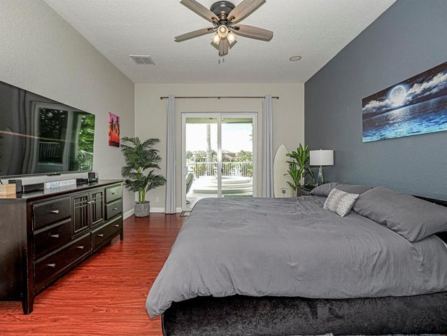 391 NW Sheffield Circle, Port St. Lucie, FL 34983