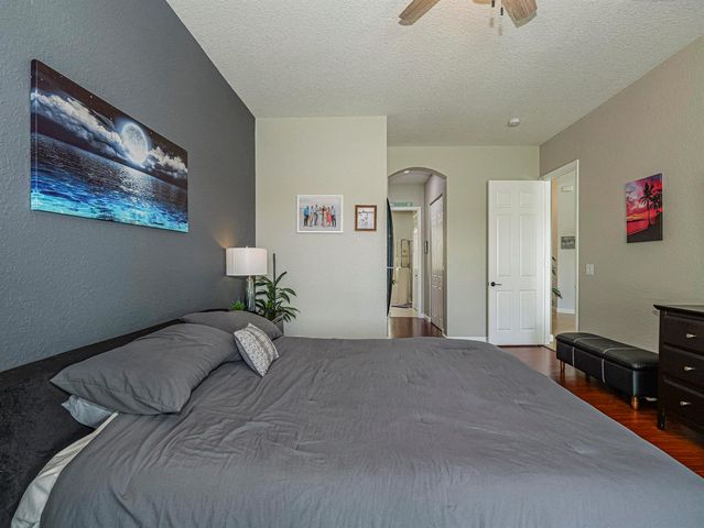 391 NW Sheffield Circle, Port St. Lucie, FL 34983