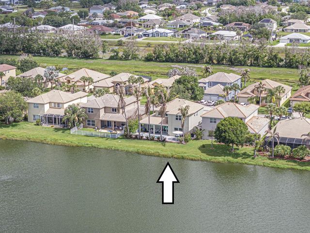 391 NW Sheffield Circle, Port St. Lucie, FL 34983