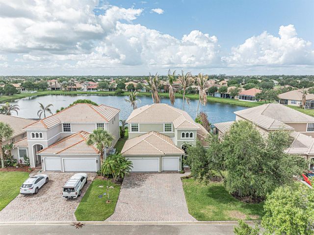 391 NW Sheffield Circle, Port St. Lucie, FL 34983