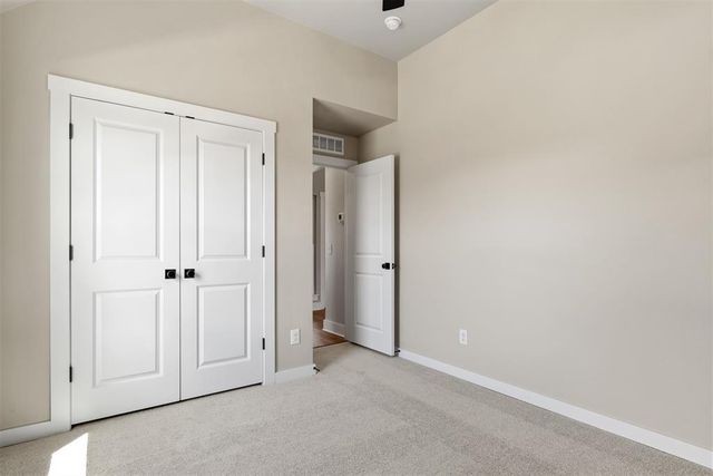10532 NW 33rd Place, Yukon, OK 73099