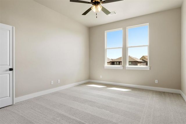 10532 NW 33rd Place, Yukon, OK 73099
