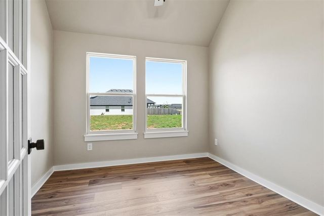 10532 NW 33rd Place, Yukon, OK 73099