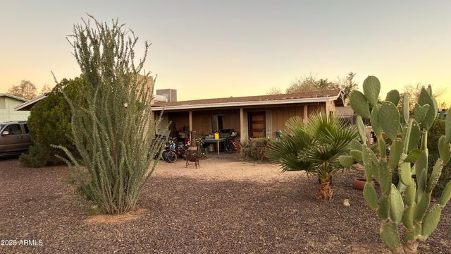 6839 W MARY JANE Lane, Peoria, AZ 85382