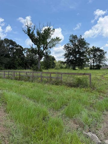22390 Plank Rd, Zachary, LA 70791