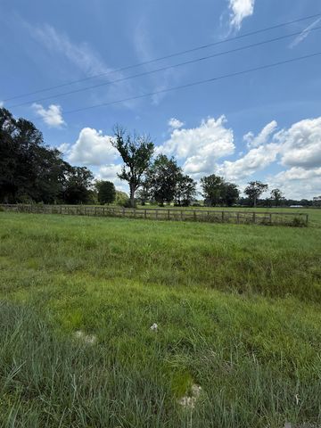 22390 Plank Rd, Zachary, LA 70791