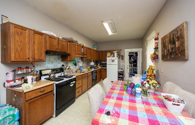 1355 24th Street, Des Moines, IA 50311
