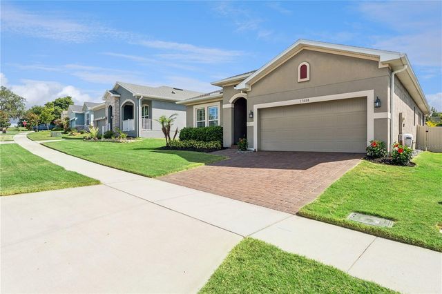 17008 GATHERING PLACE CIRCLE, Clermont, FL 34711