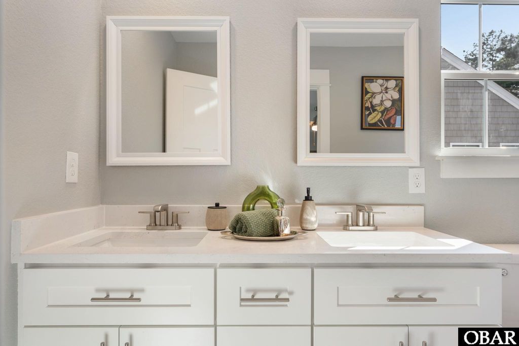 Image 23 of property listing at 104B Jarvis Landing Dr Unit 6, Jarvisburg, NC 27947