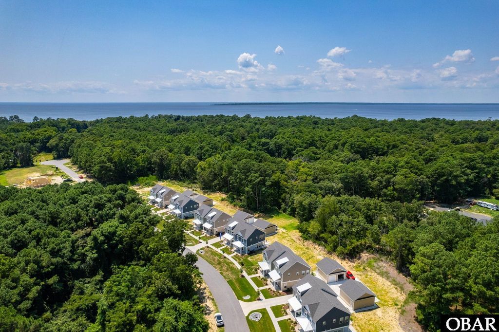 Image 35 of property listing at 104B Jarvis Landing Dr Unit 6, Jarvisburg, NC 27947