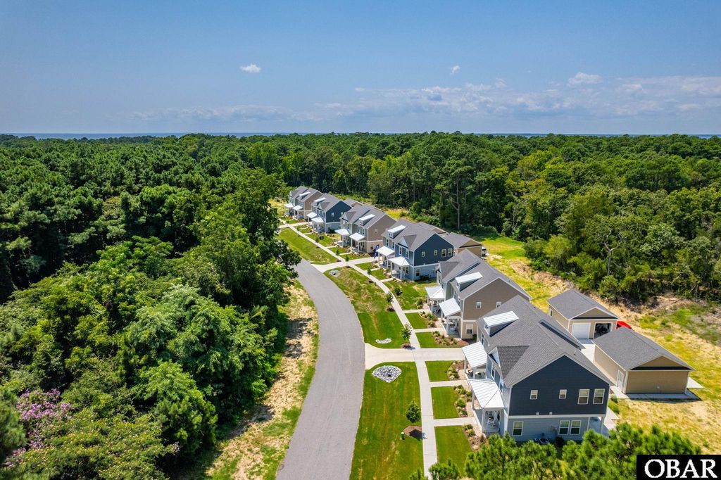 Image 37 of property listing at 104B Jarvis Landing Dr Unit 6, Jarvisburg, NC 27947