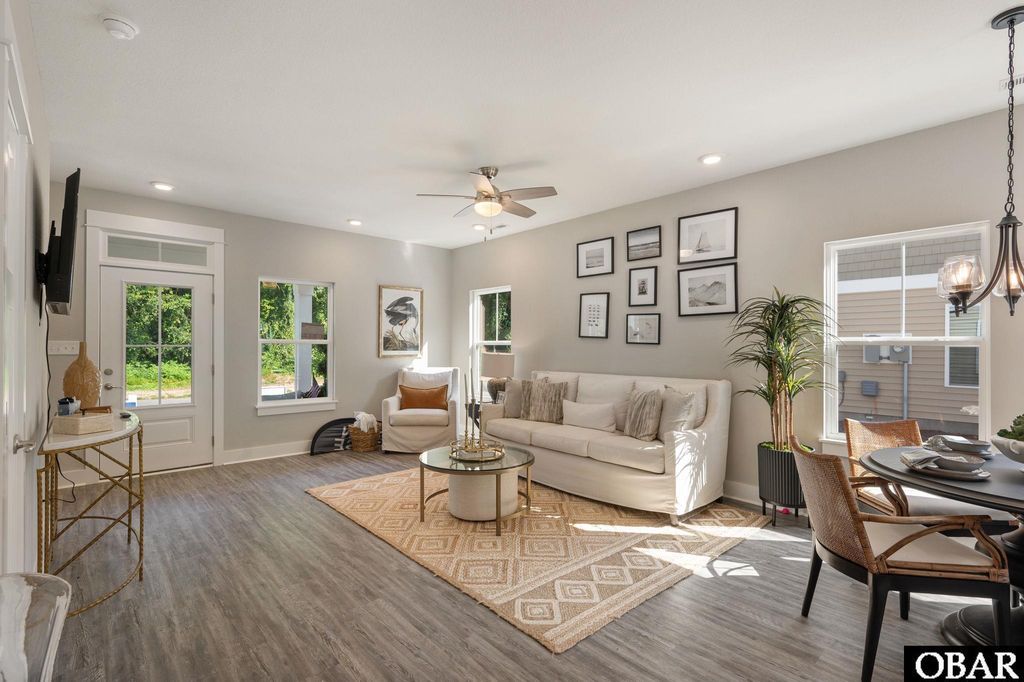 Image 7 of property listing at 104B Jarvis Landing Dr Unit 6, Jarvisburg, NC 27947