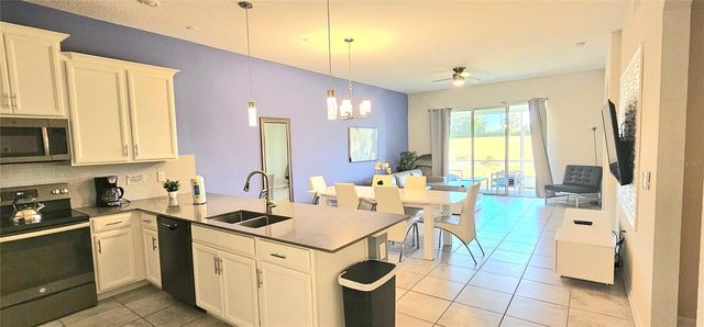 817 OCEAN COURSE AVENUE 502, Davenport, FL 33896