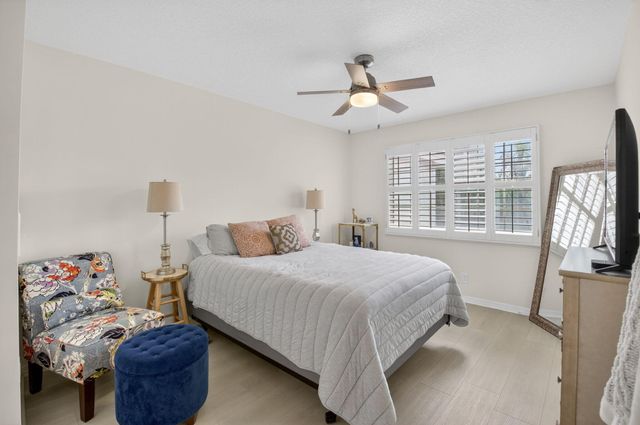 5111 Sabal Gardens Lane 4, Boca Raton, FL 33487