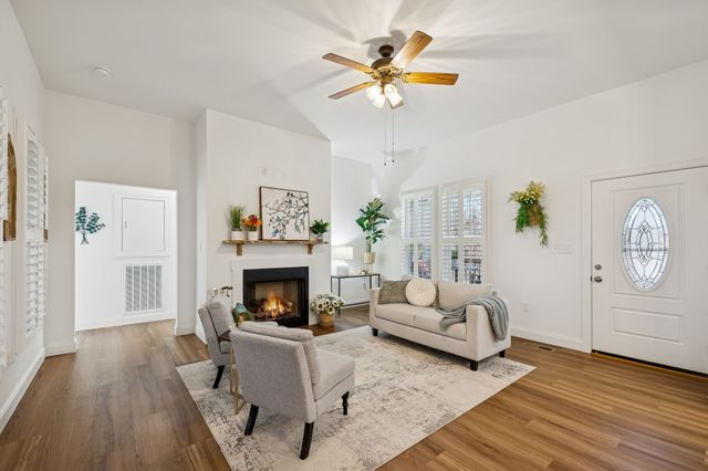 261 Lake Louisa Loop, Monteagle, TN 37356