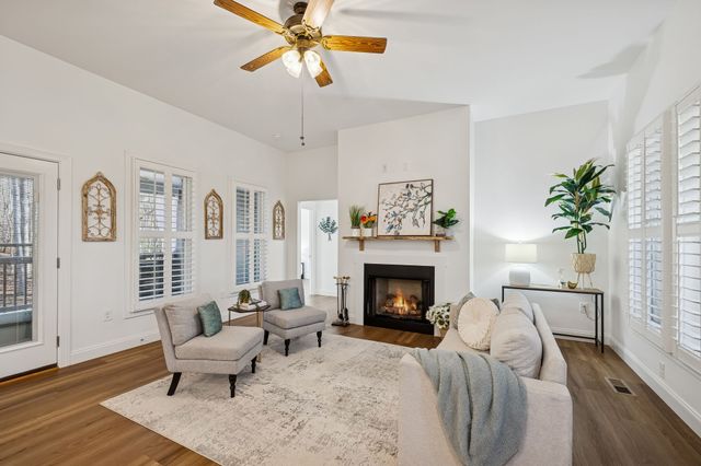 261 Lake Louisa Loop, Monteagle, TN 37356