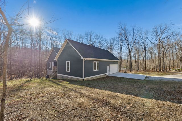 261 Lake Louisa Loop, Monteagle, TN 37356
