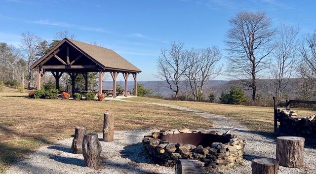 261 Lake Louisa Loop, Monteagle, TN 37356