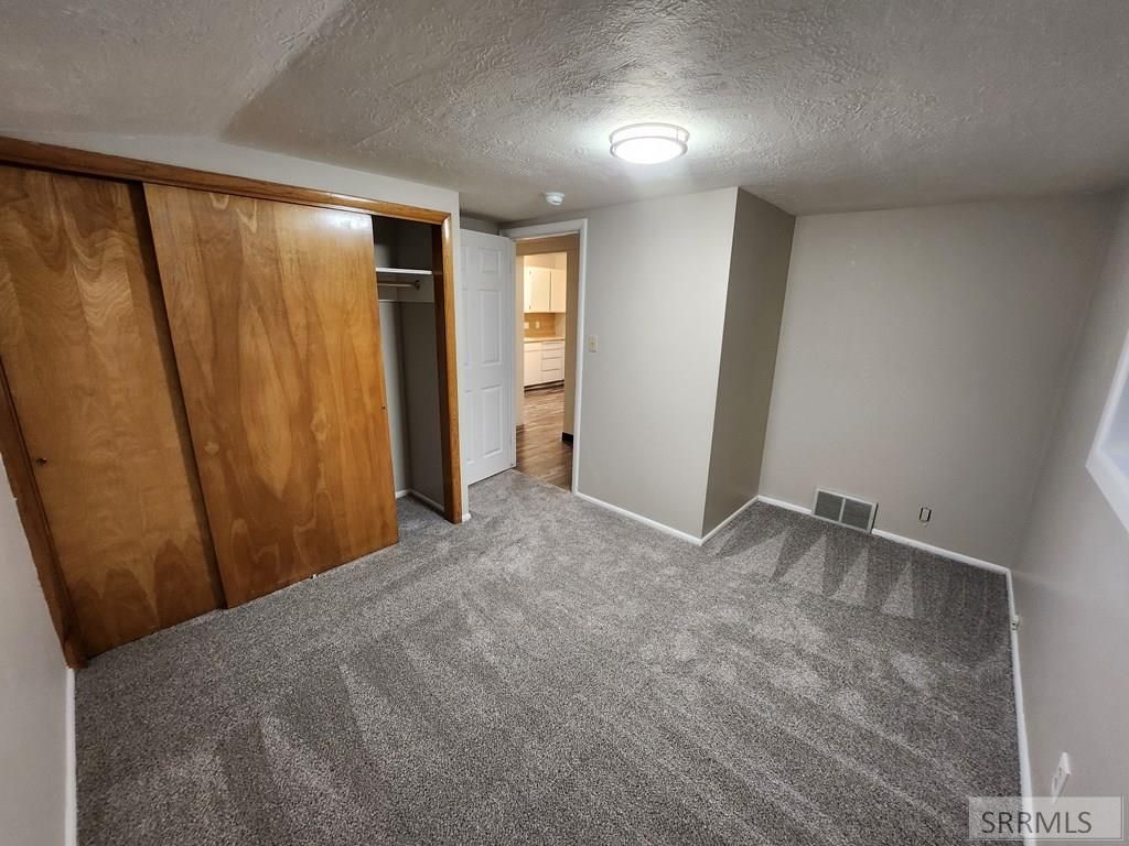 Image 17 of property listing at 1404 E 4th Avenue, Twin Falls, ID 83301