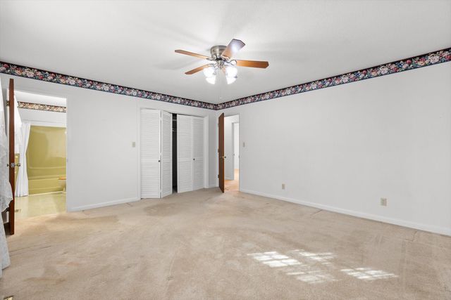 2104 Crown Court Lane, Chattanooga, TN 37421