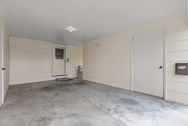 2104 Crown Court Lane, Chattanooga, TN 37421