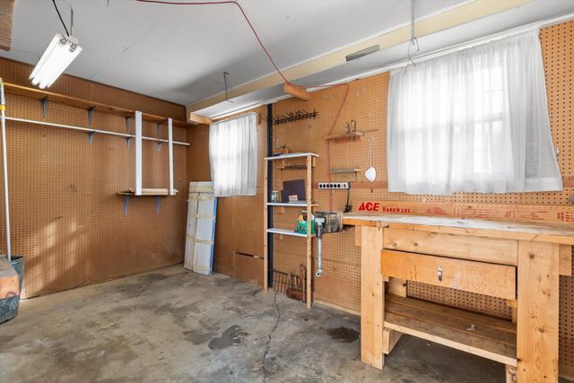 2104 Crown Court Lane, Chattanooga, TN 37421