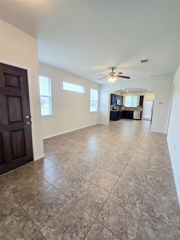 711 Rolling Oak Dr. DR 101, Round Rock, TX 78664