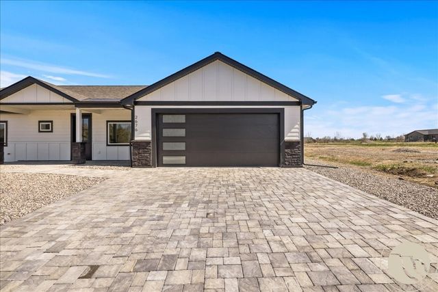 2676 Strapper Lane, Billings, MT 59105